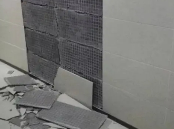 奉节瓷砖空鼓维修公司分享下奉节墙砖松动维修的知识
